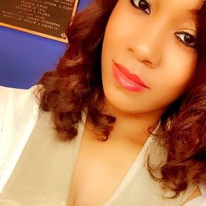 Meet your Posher, Tiara